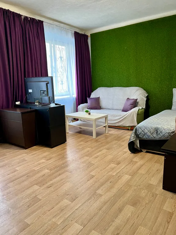 Уютная двушка в минуте от вокзала