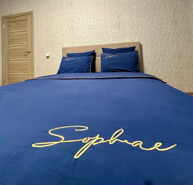 1-ая квартира в Нефтяниках с видом на Иртыш