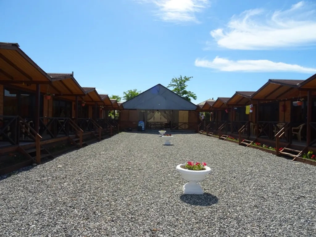 Домик на берегу моря