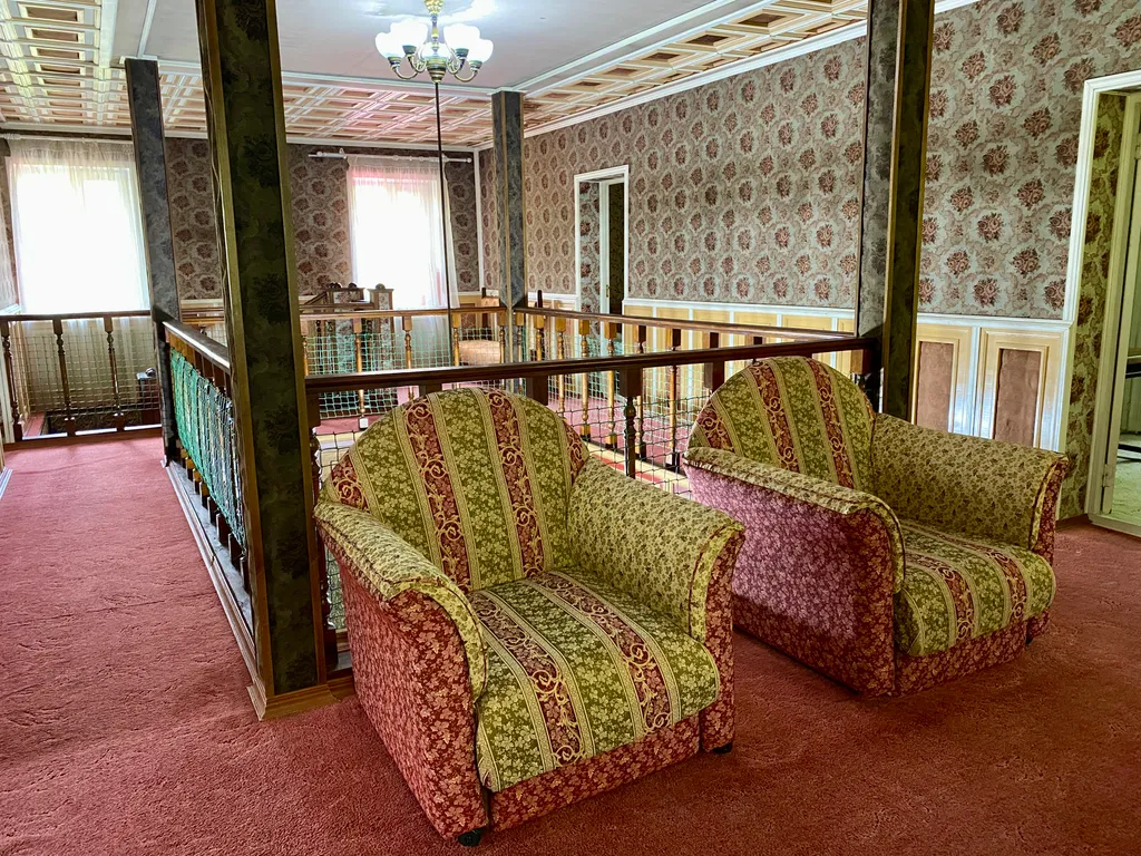 Просторный дом с видом на горы