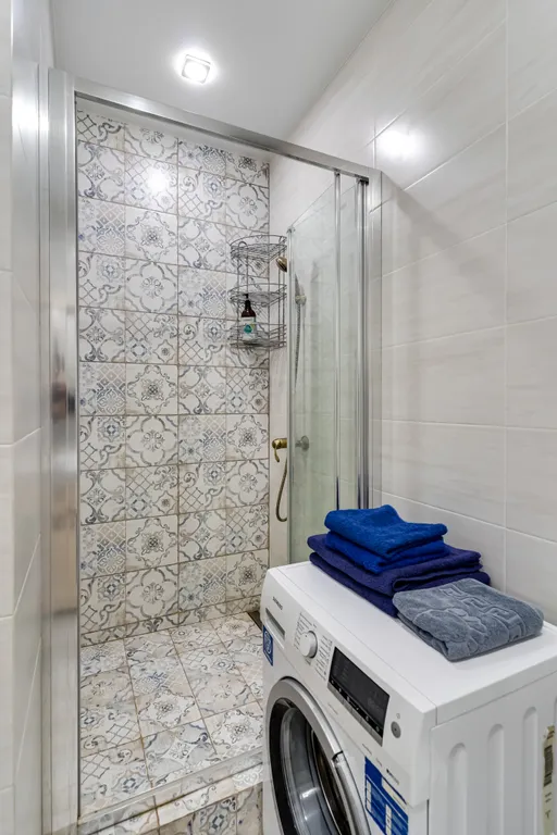 Двушка до 6 человек рядом с ЖД вокзалом, отчетные документы