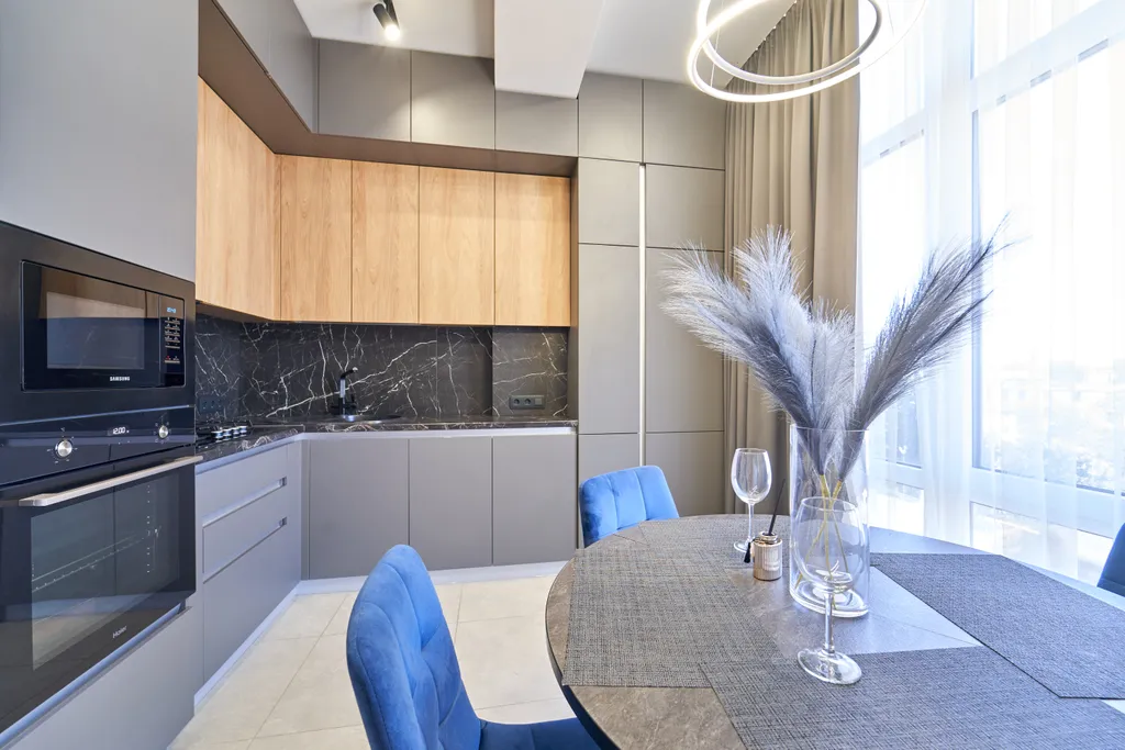 Квартира Квартира Студия с дизайнерским ремонтом и шикарным видом с балкона — Адлер