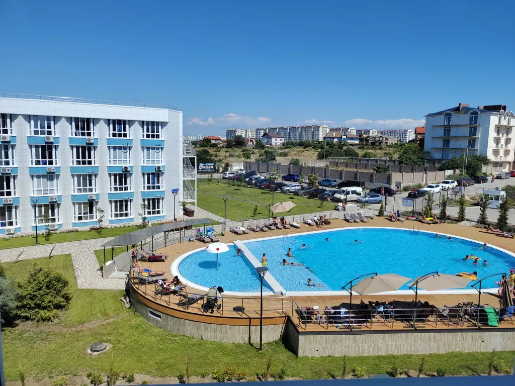 Белоснежный апартамент у моря