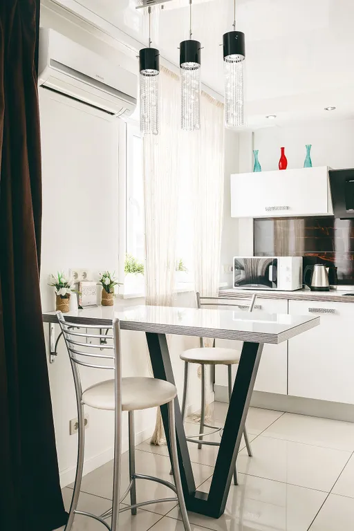 Квартира с кондиционером и горячей водой, центр