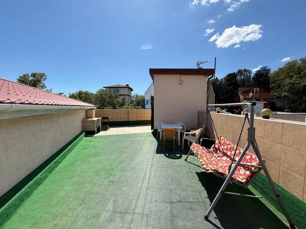 Студия на берегу моря