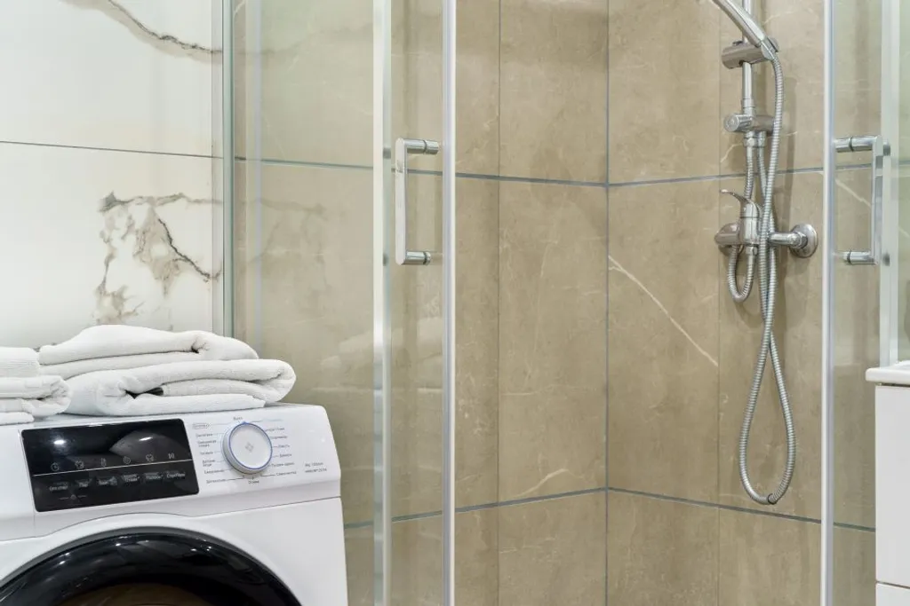 Good Night на Гумилёва 4