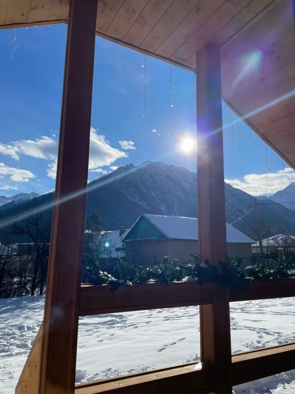 Коттедж Барнхаус с видом на красивый пейзаж Домбайских гор — Теберда