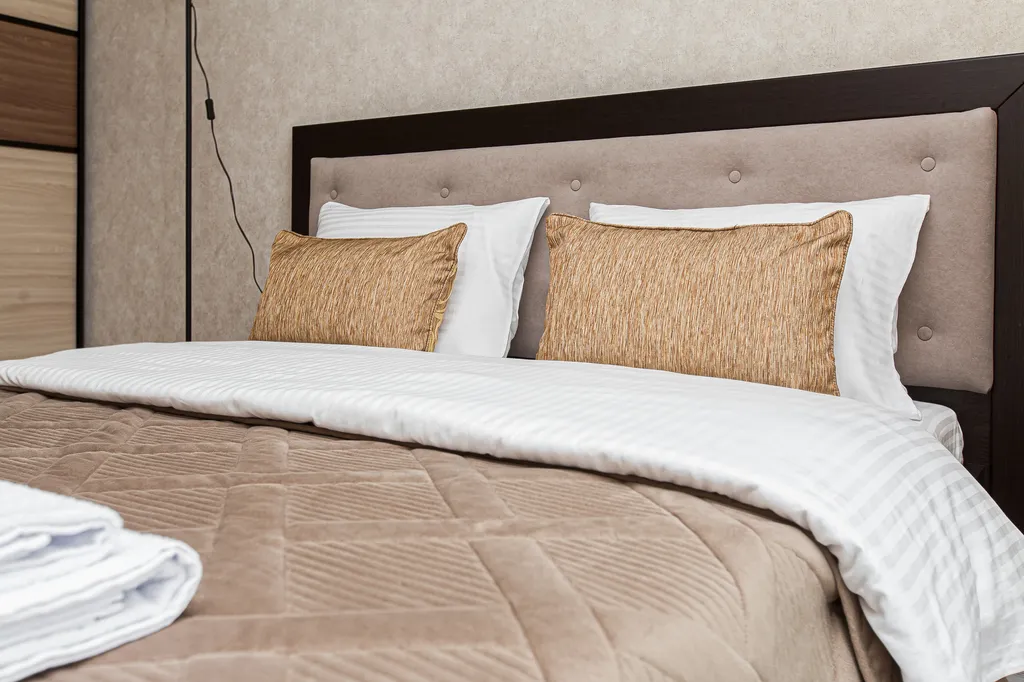 Красивая евродвушка в Академ Riverside