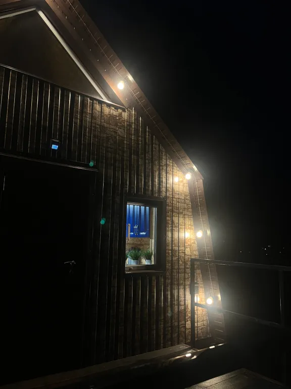 Коттедж Гостевой дом — Шерегеш