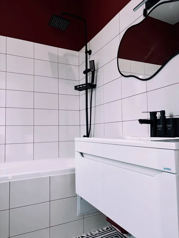 Дом с бассейном