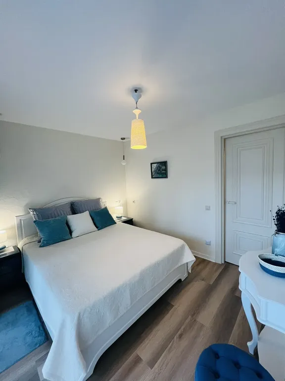 3-комнатные апартаменты с бассейном