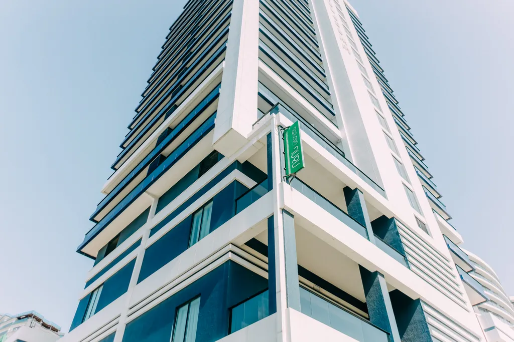 Апартаменты с лучшим видом в комплексе с бассейном