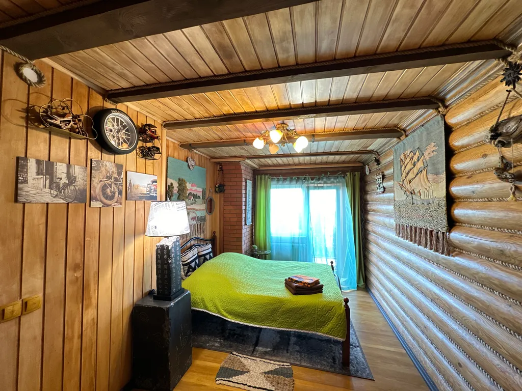 Деревянный дом изба