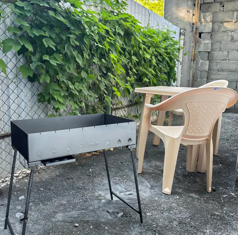 Дом в тихом районе с бесплатной парковкой для путешественников на авто