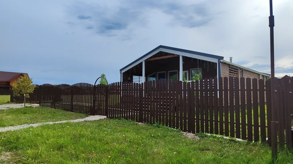 Барнхаус с баней и панорамными окнами