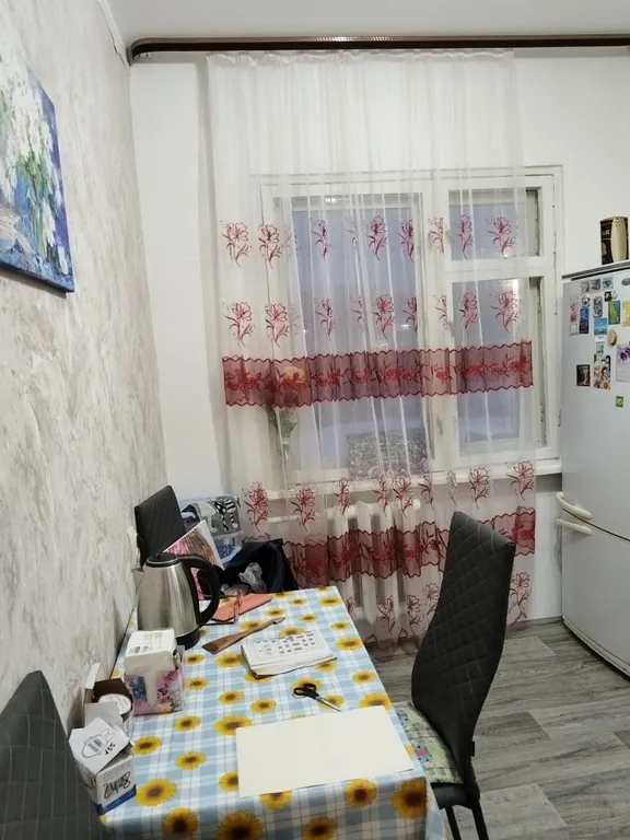 Семейная комната в спальном районе города