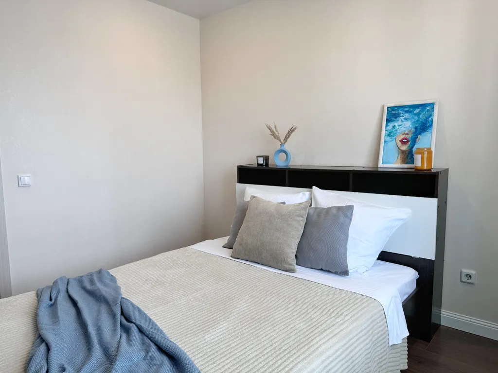 Стильная 2-комнатная квартира-студия в новом доме на берегу реки Вятка