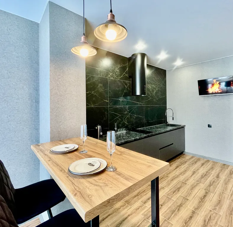 Новая студия, с удобным расположением