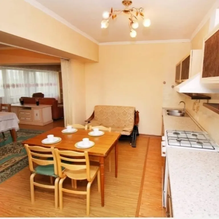 2-комнатная квартира в престижном районе Алматы "Золотой квадрат"