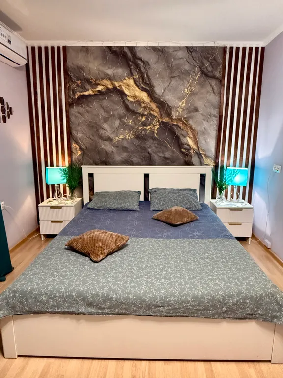 Апартаменты с балконом рядом с жд вокзалом