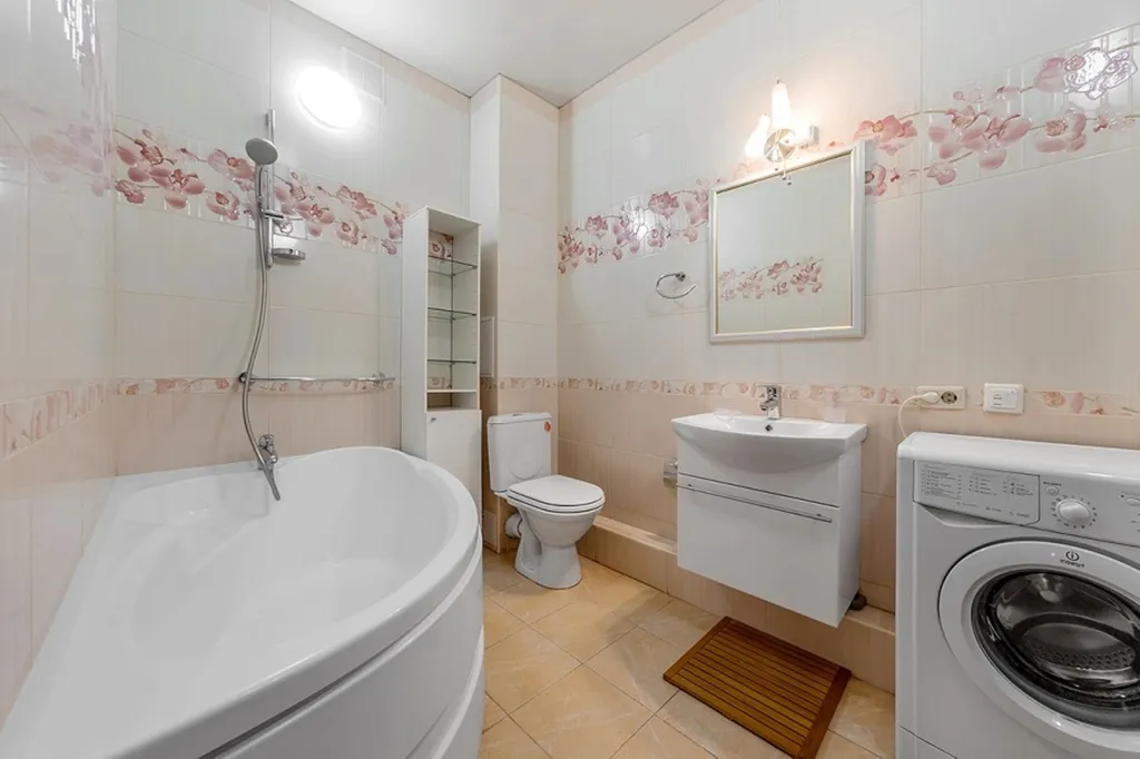 Отличная двухкомнатная квартира с дизайнерским ремонтом