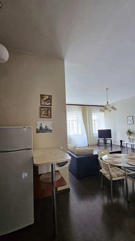 Квартира Трёхкомнатная квартира с видом на Канал, 3 минуты от Казанского Собора — Санкт-Петербург