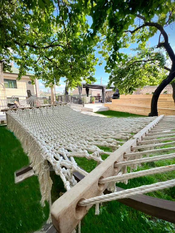 Современная вилла с приватным бассейном и панорамным видом на Арарат