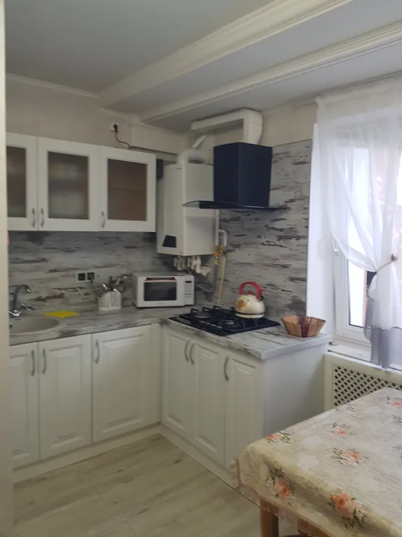 Квартира 2-комнатная Квартира — Евпатория