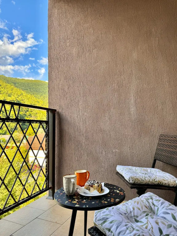 Уютная студия в самом центре Эстосадка