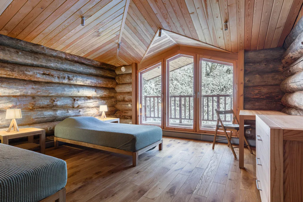 Дом из бревна kelo