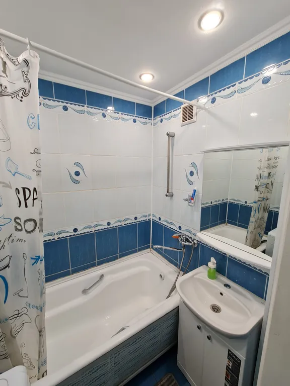 Однокомнатная рядом с центральной Мечетью