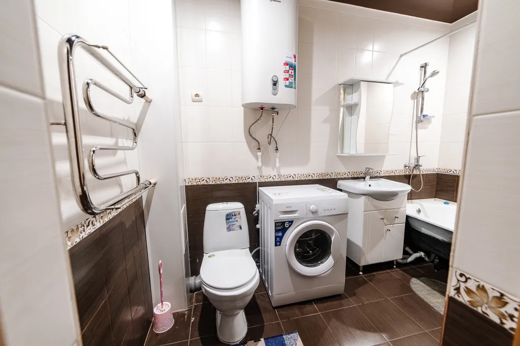 Дом на набережной