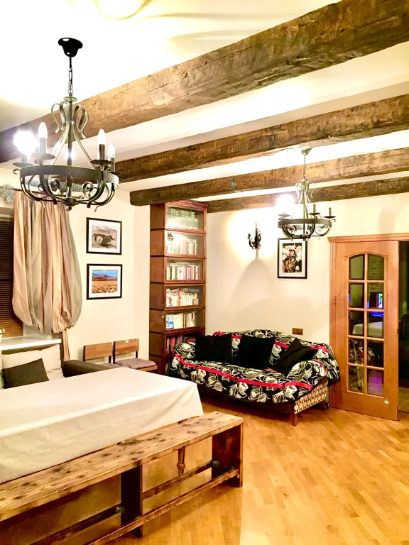 Коттедж Красивый дом с русской баней на дровах и теплым бассейном — Обухово