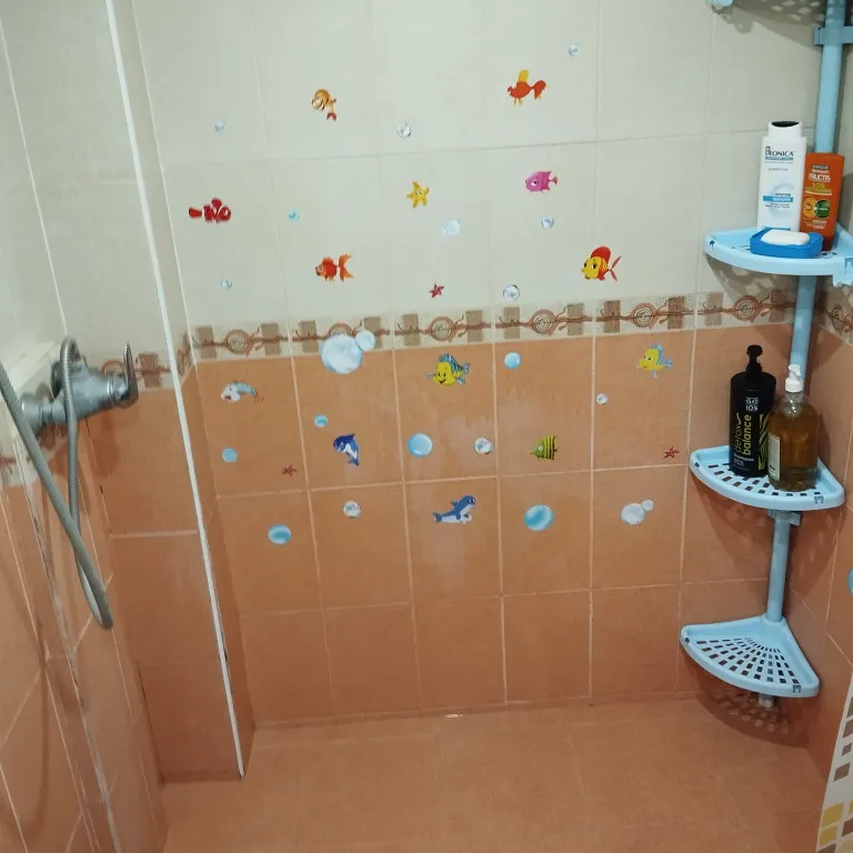 Квартира Семейные пятиместные апартаменты на берегу моря — Любимовка