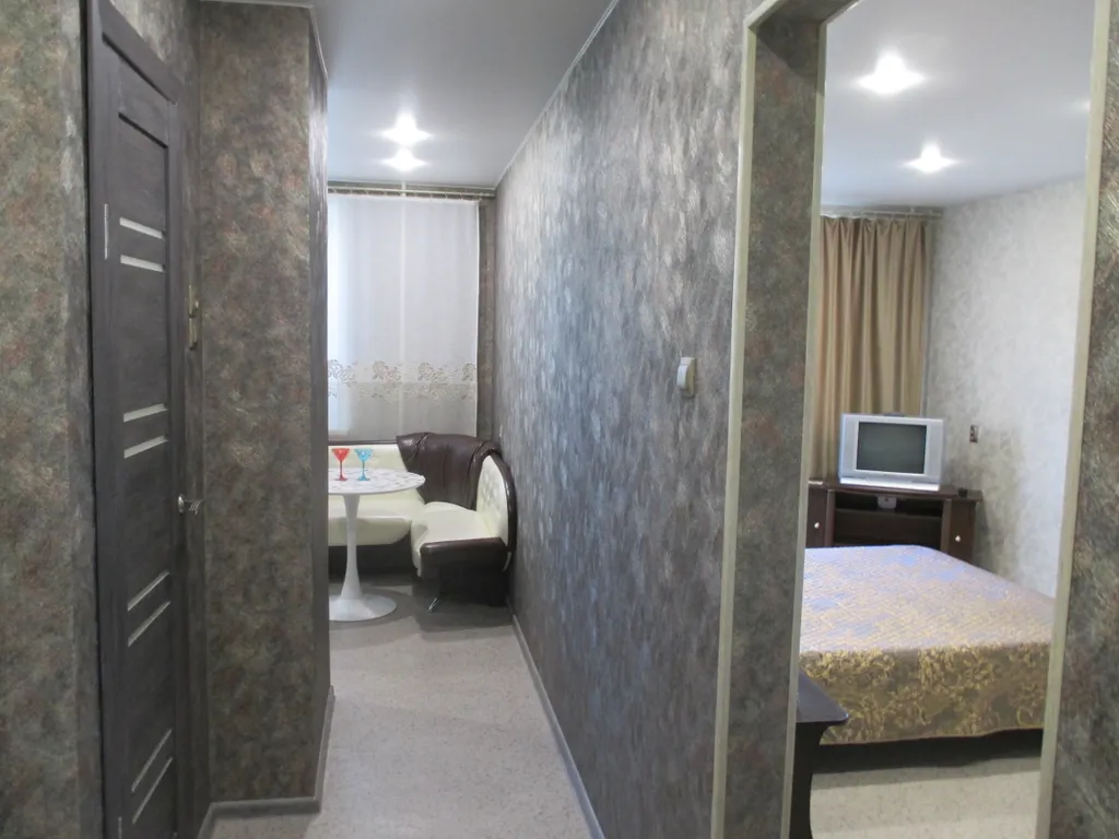 Квартира с отличным ремонтом рядом с Аквапарком