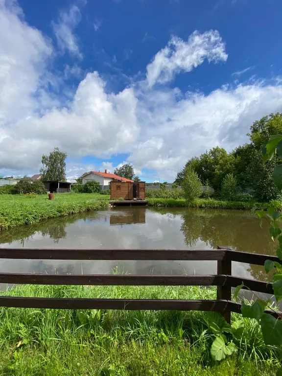 Дом у озера