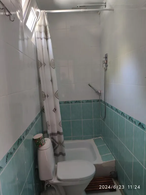 Домик в Лоо