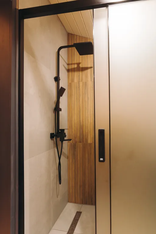 Дом с видом на озеро