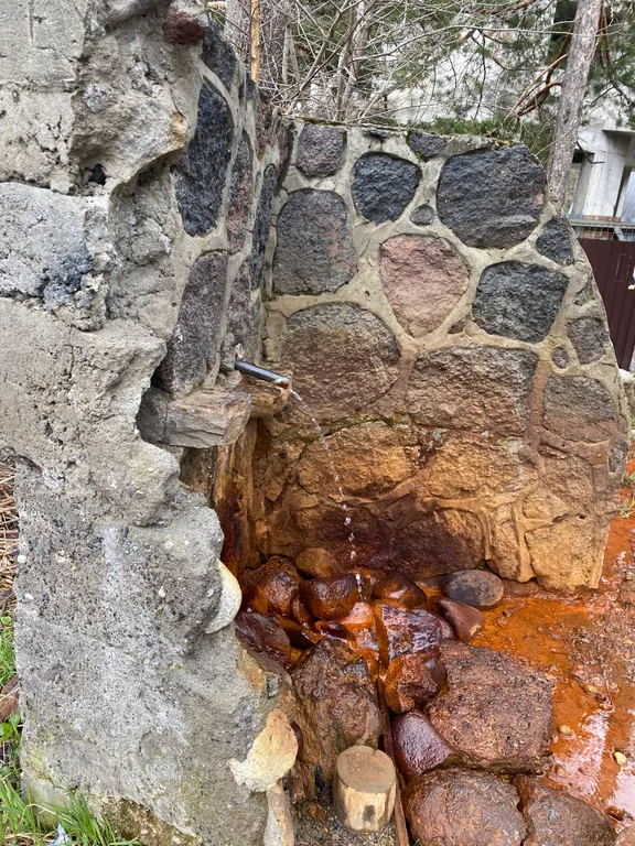 Malkar house с видом на гору Чегет