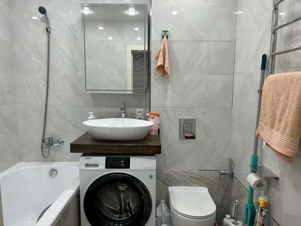 Уютная, трехкомнатная квартира с новым ремонтом