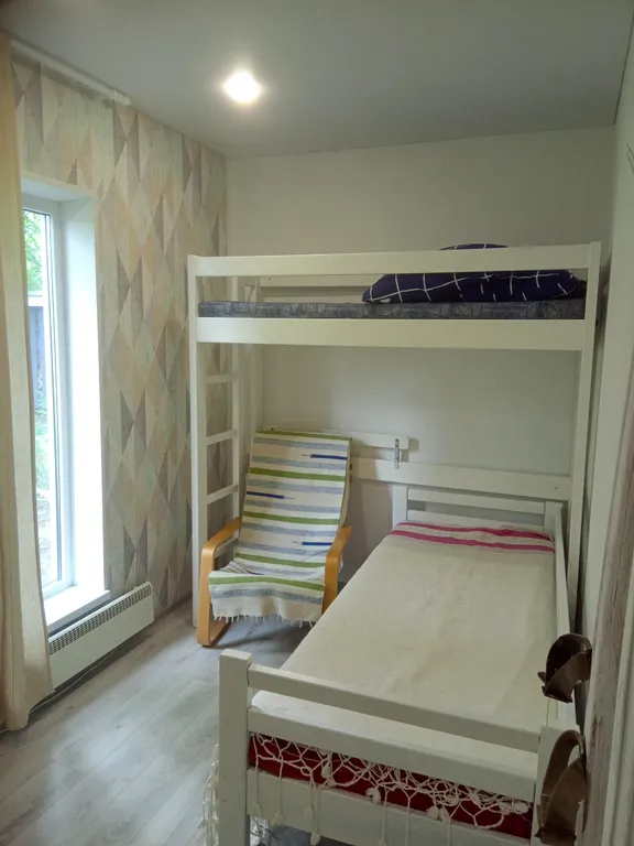 Дом на берегу озера