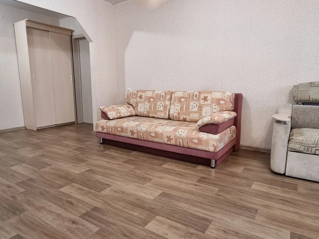 2-комнатная квартира на 1 этаже в эко-районе