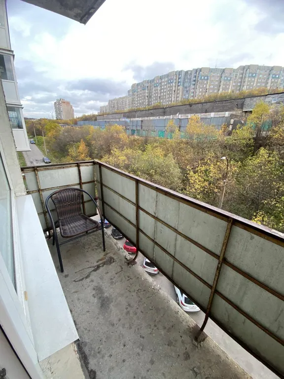 Однокомнатная квартира с балконом в Октябрьском районе — аренда посуточно в Мурманск