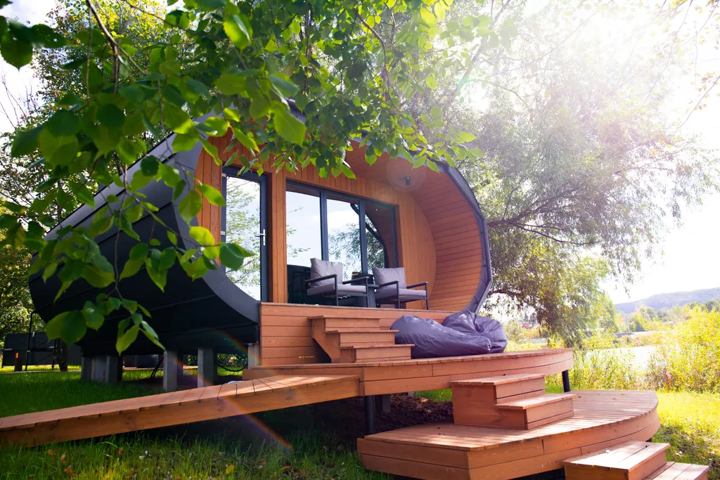 Дом Галька с видом на озеро и горы