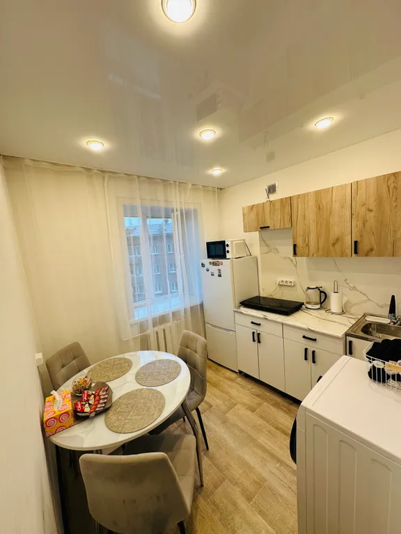 Уютная квартира в центре города, с видом на Байкал — аренда посуточно в Слюдянка