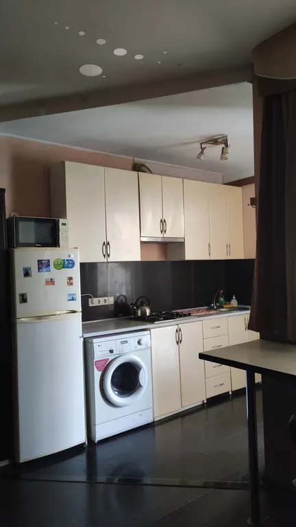 Коттедж Коттедж Квартира студия, 2 этаж — Евпатория