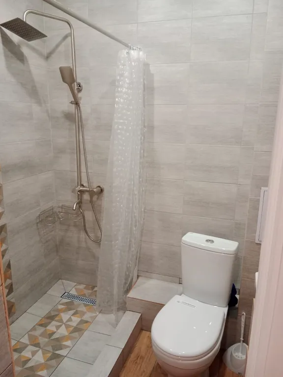 Двухкомнатная квартира после ремонта, удобное месторасположение