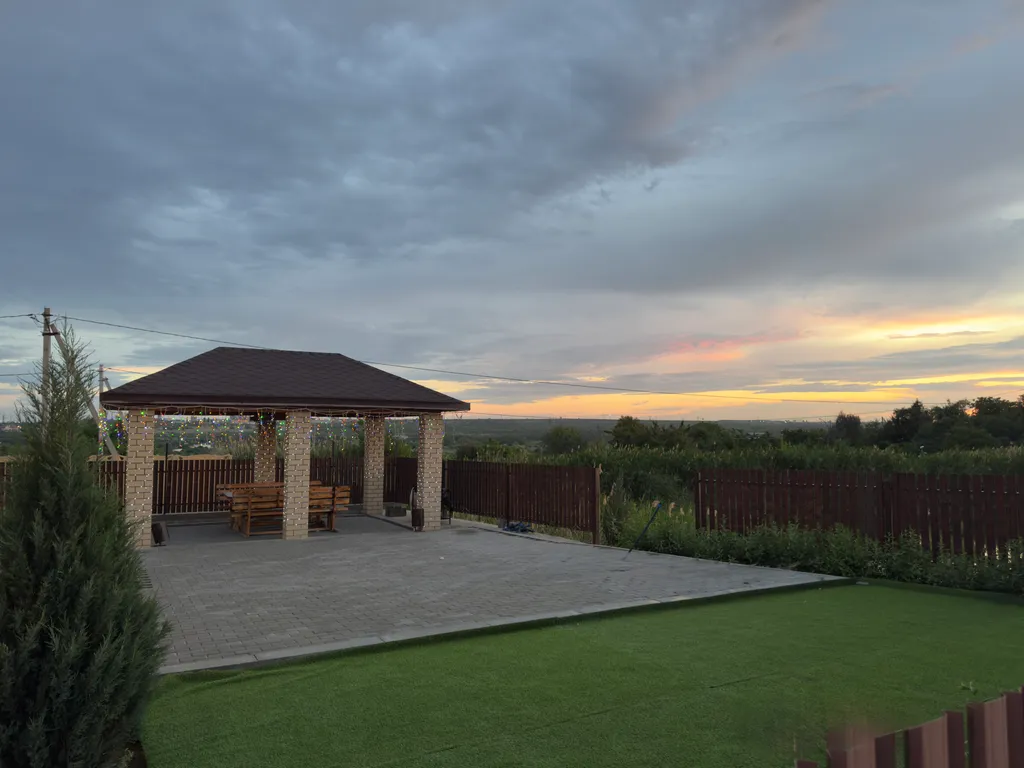 Дом у озера