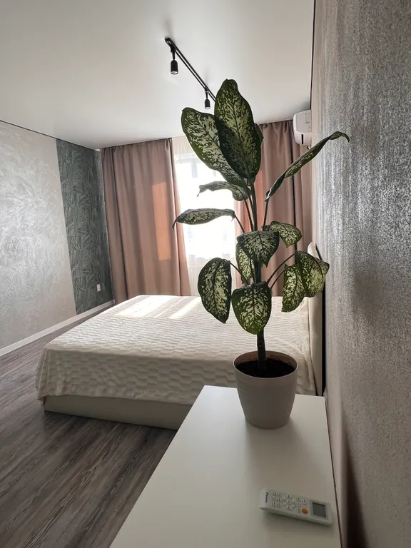 Двухкомнатная квартира на русском поле