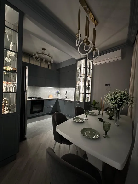 Дизайнерская квартира у берега моря